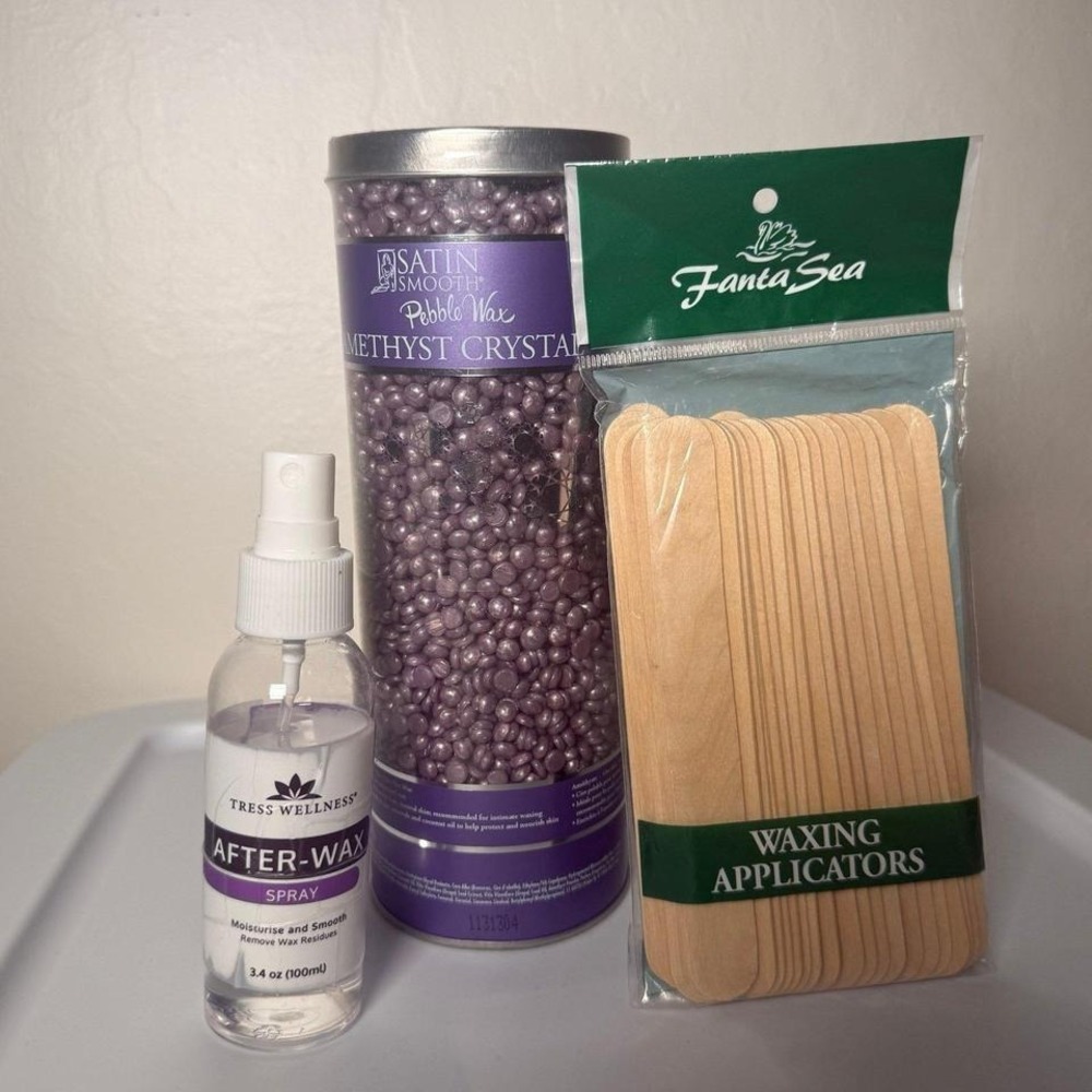Satin Smooth Wax Beads, applicators and after wax spray